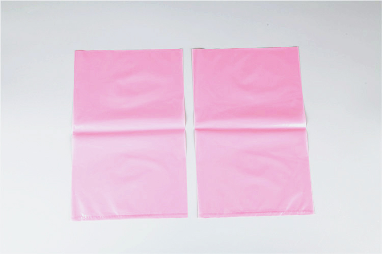 Borsa di plastica rosa (su misura)